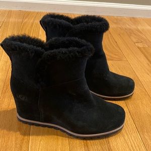 UGG Seyline Sherling-Trimmed Suede Boots